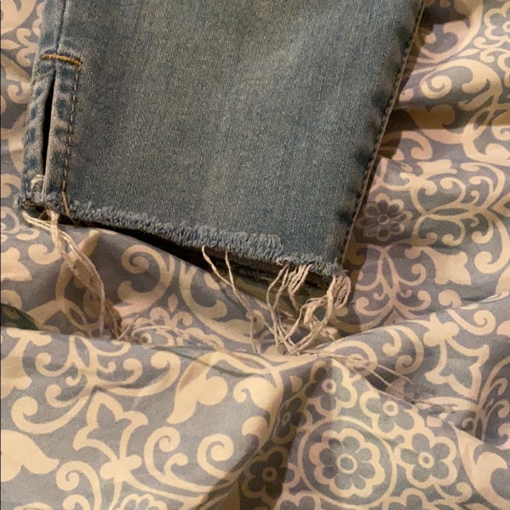Jeans - Picture 2 of 3
